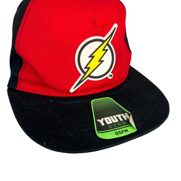 DC Comics The Flash Adjustable YOUTH Snapback Baseball Hat - with Graphic Brim - Picture 5 of 9